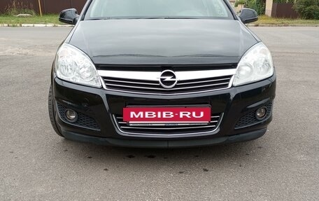 Opel Astra H, 2011 год, 765 000 рублей, 3 фотография