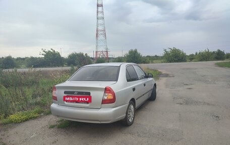 Hyundai Accent II, 2004 год, 300 000 рублей, 2 фотография