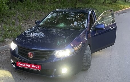 Honda Accord VIII рестайлинг, 2008 год, 1 400 000 рублей, 2 фотография