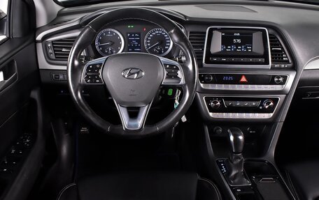 Hyundai Sonata VII, 2017 год, 1 800 000 рублей, 5 фотография