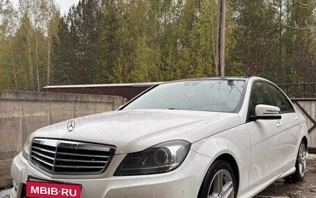 Mercedes-Benz C-Класс, 2013 год, 2 100 000 рублей, 2 фотография