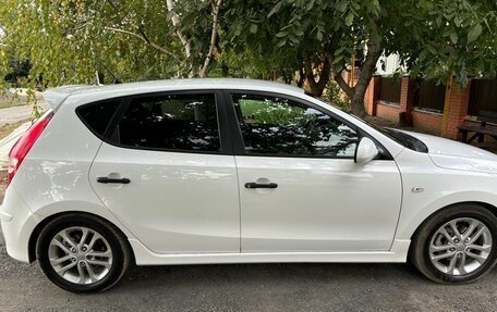 Hyundai i30 I, 2010 год, 705 000 рублей, 4 фотография