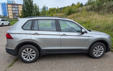 Volkswagen Tiguan II, 2018 год, 2 300 000 рублей, 5 фотография