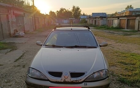 Renault Megane II, 2001 год, 130 000 рублей, 2 фотография