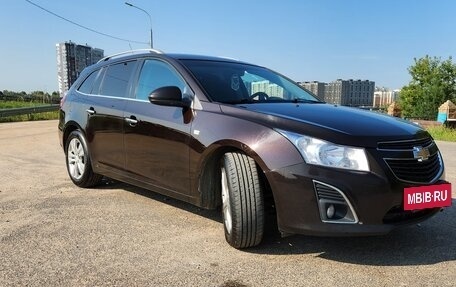 Chevrolet Cruze II, 2013 год, 990 000 рублей, 4 фотография