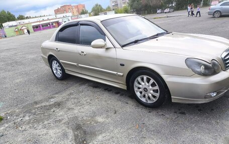 Hyundai Sonata IV рестайлинг, 2005 год, 550 000 рублей, 3 фотография