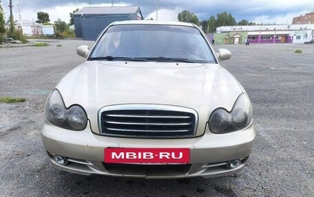 Hyundai Sonata IV рестайлинг, 2005 год, 550 000 рублей, 2 фотография