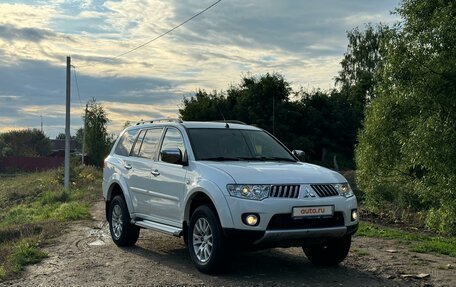 Mitsubishi Pajero Sport II рестайлинг, 2013 год, 2 050 000 рублей, 2 фотография