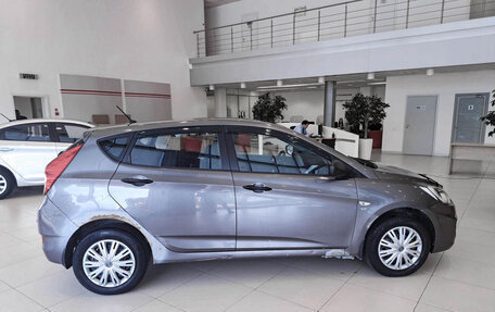 Hyundai Solaris II рестайлинг, 2011 год, 745 000 рублей, 4 фотография