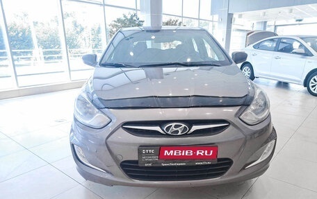 Hyundai Solaris II рестайлинг, 2011 год, 745 000 рублей, 2 фотография