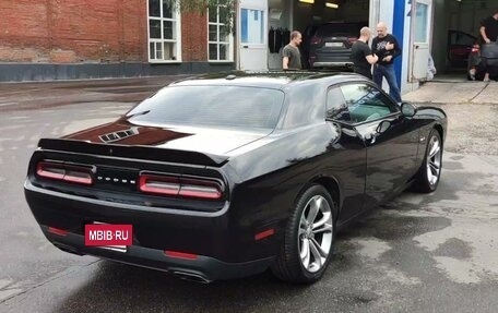 Dodge Challenger III рестайлинг 2, 2021 год, 7 фотография