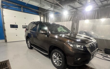 Toyota Land Cruiser Prado 150 рестайлинг 2, 2018 год, 5 600 000 рублей, 5 фотография