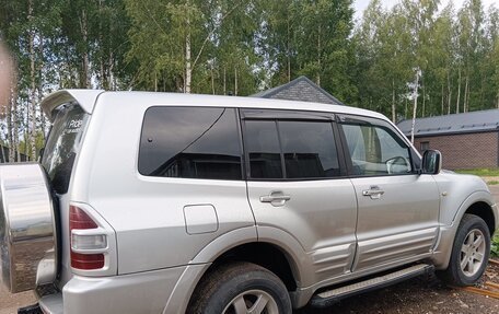 Mitsubishi Pajero III рестайлинг, 2001 год, 930 000 рублей, 1 фотография