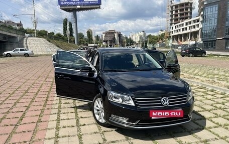 Volkswagen Passat B7, 2013 год, 1 780 000 рублей, 8 фотография