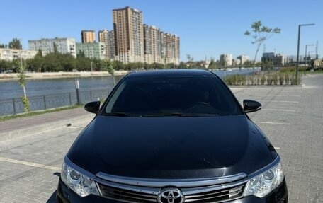 Toyota Camry, 2015 год, 2 130 000 рублей, 4 фотография