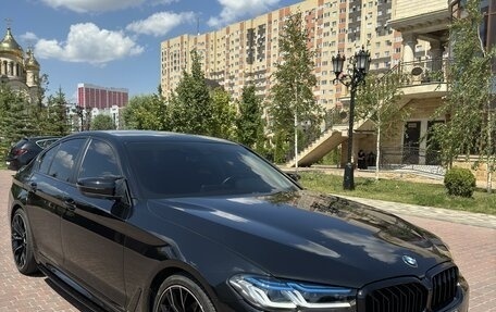 BMW 5 серия, 2018 год, 3 550 000 рублей, 3 фотография