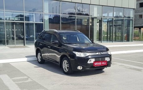 Mitsubishi Outlander III рестайлинг 3, 2012 год, 1 320 000 рублей, 3 фотография