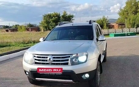 Renault Duster I рестайлинг, 2013 год, 1 000 000 рублей, 2 фотография