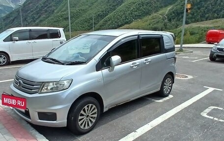 Honda Freed I, 2010 год, 870 000 рублей, 1 фотография