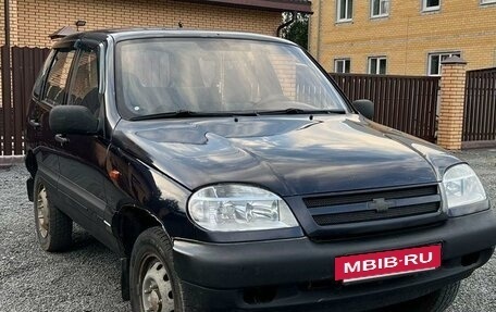 Chevrolet Niva I рестайлинг, 2005 год, 320 000 рублей, 2 фотография