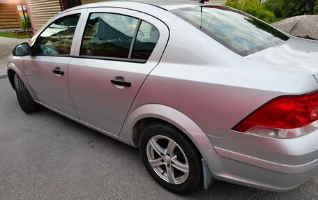 Opel Astra H, 2012 год, 830 000 рублей, 3 фотография