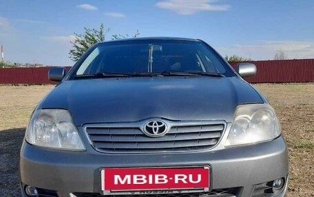 Toyota Corolla, 2004 год, 480 000 рублей, 3 фотография