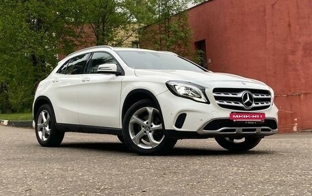 Mercedes-Benz GLA, 2019 год, 2 300 000 рублей, 3 фотография