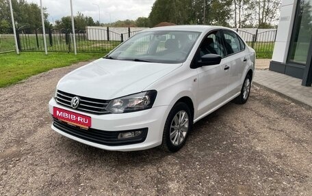 Volkswagen Polo VI (EU Market), 2018 год, 1 340 000 рублей, 2 фотография