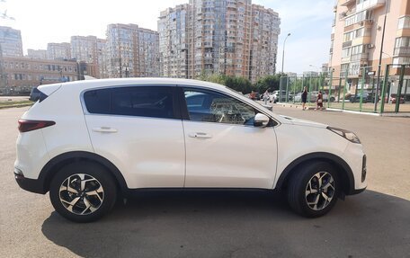 KIA Sportage IV рестайлинг, 2020 год, 2 900 000 рублей, 3 фотография