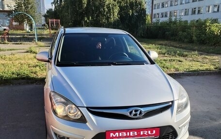 Hyundai i30 I, 2011 год, 800 000 рублей, 2 фотография