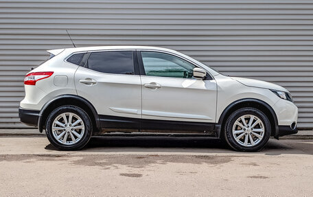 Nissan Qashqai, 2016 год, 1 745 000 рублей, 3 фотография