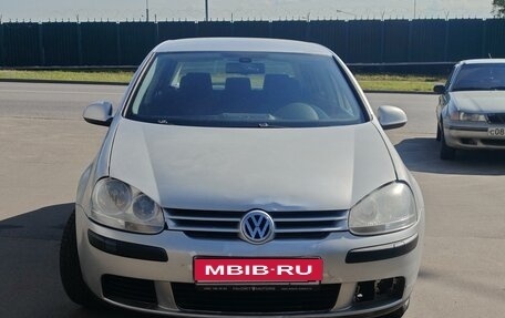 Volkswagen Golf V, 2004 год, 380 000 рублей, 3 фотография