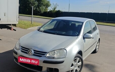 Volkswagen Golf V, 2004 год, 380 000 рублей, 2 фотография