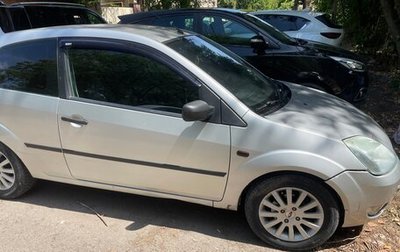 Ford Fiesta, 2004 год, 310 000 рублей, 1 фотография