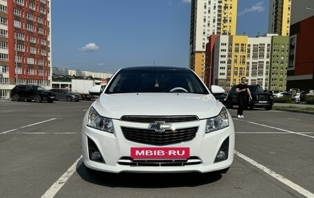 Chevrolet Cruze II, 2013 год, 950 000 рублей, 2 фотография