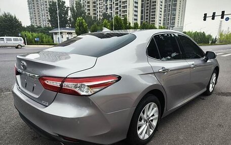 Toyota Camry, 2021 год, 2 340 000 рублей, 3 фотография