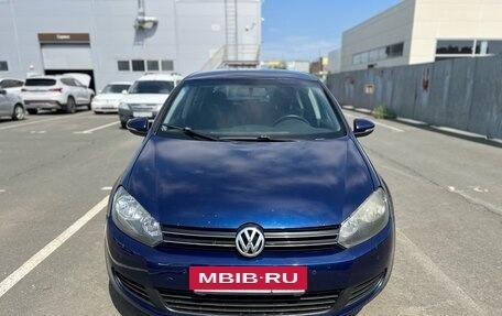 Volkswagen Golf VI, 2009 год, 825 000 рублей, 1 фотография