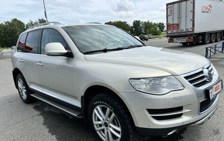 Volkswagen Touareg III, 2008 год, 1 750 000 рублей, 2 фотография