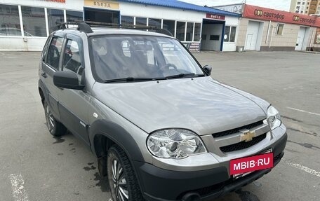 Chevrolet Niva I рестайлинг, 2013 год, 550 000 рублей, 2 фотография