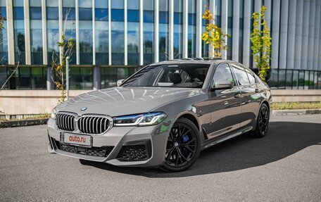 BMW 5 серия, 2021 год, 6 890 000 рублей, 2 фотография