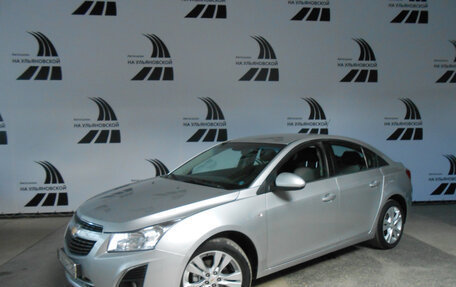 Chevrolet Cruze II, 2013 год, 935 000 рублей, 3 фотография