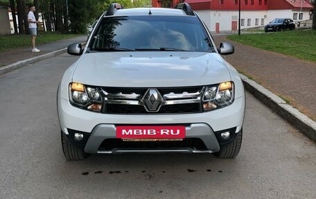 Renault Duster I рестайлинг, 2017 год, 1 590 000 рублей, 1 фотография