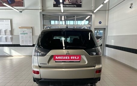 Mitsubishi Outlander III рестайлинг 3, 2008 год, 6 фотография