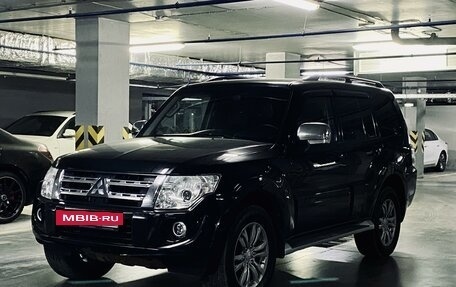 Mitsubishi Pajero IV, 2012 год, 2 450 000 рублей, 2 фотография