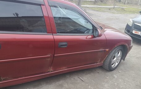 Opel Vectra B рестайлинг, 2001 год, 185 000 рублей, 2 фотография