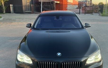 BMW 7 серия, 2013 год, 1 750 000 рублей, 3 фотография