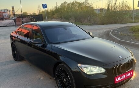 BMW 7 серия, 2013 год, 1 750 000 рублей, 4 фотография