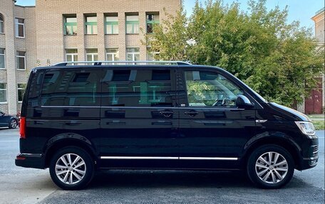 Volkswagen Multivan T6 рестайлинг, 2018 год, 4 300 000 рублей, 4 фотография