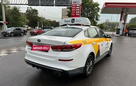 KIA Optima IV, 2018 год, 1 100 000 рублей, 6 фотография