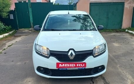 Renault Sandero II рестайлинг, 2015 год, 670 000 рублей, 2 фотография